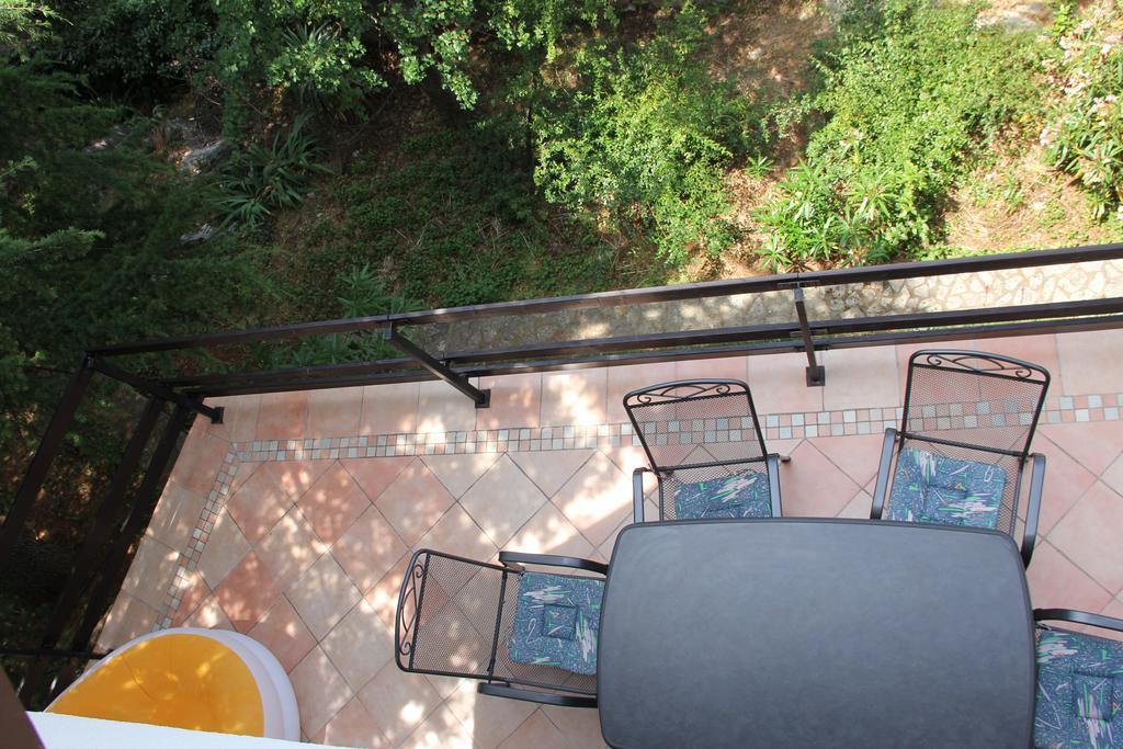 Holiday Home Luznar Klenovica Bagian luar foto
