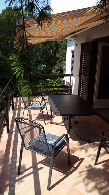 Holiday Home Luznar Klenovica Bagian luar foto